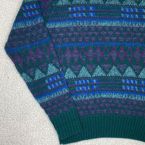 Vintage Jantzen Fair Isle Knitted Sweater: Size Medium - Picture 5 of 9